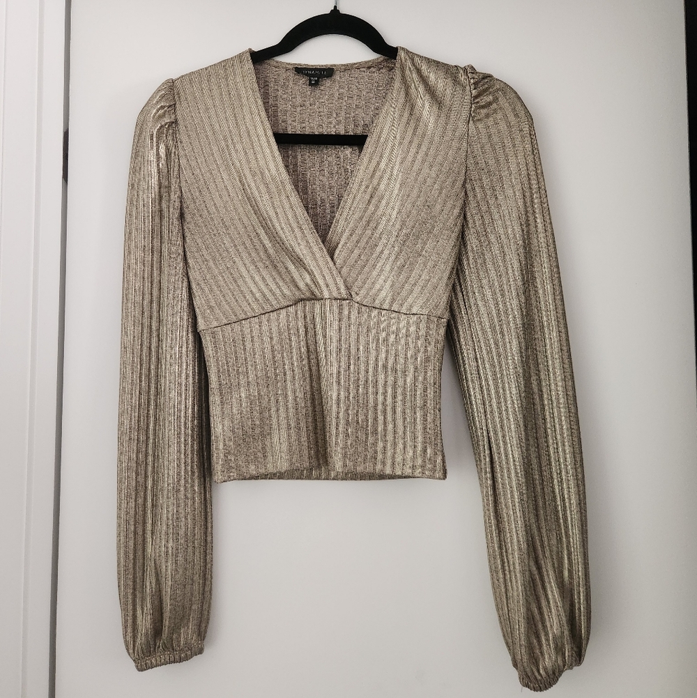 Dynamite Gold Top - Picture 2 of 4